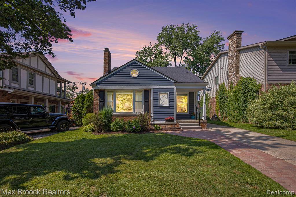 Huntington Woods, MI,13146 ELGIN Avenue