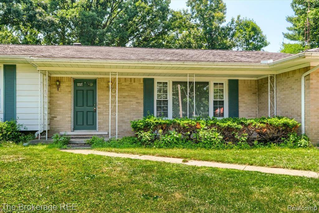 Grand Blanc, MI 48439,5312 Michael Court
