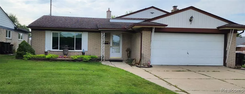 3221 Meadowlark Street, Trenton, MI 48183