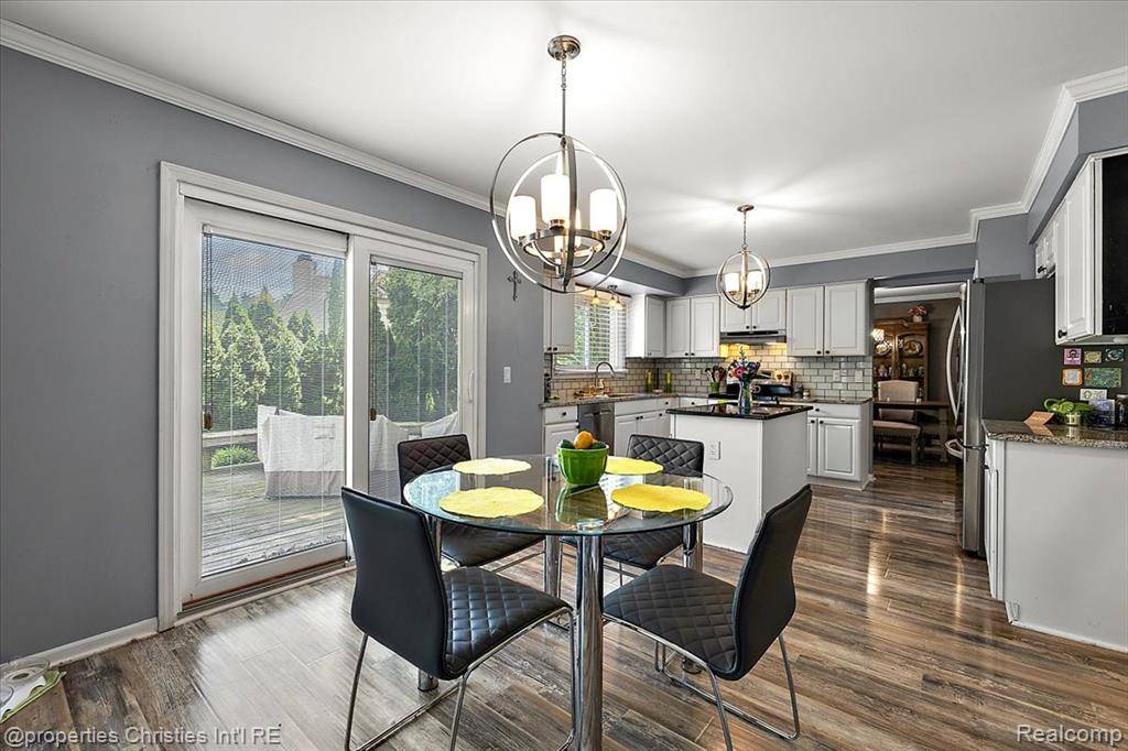 Novi, MI,42683 Wimbleton Way