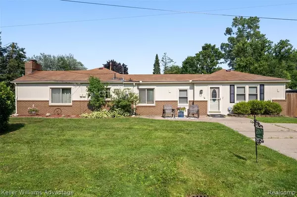 Farmington Hills, MI 48336,32671 Cadillac Street