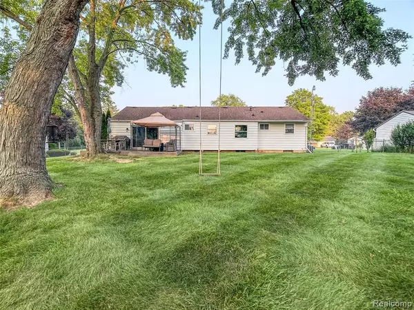 Grand Blanc, MI 48439,6042 Wild Turkey Road