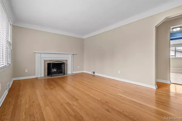 Livonia, MI 48150,11313 Brookfield Street