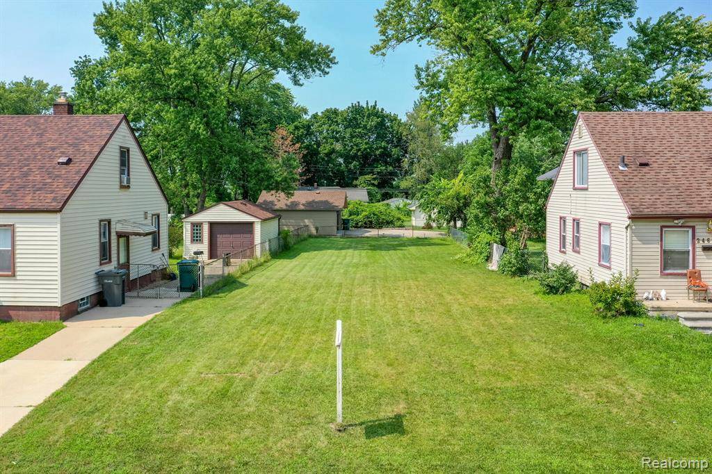 24628 Cooke Street, Dearborn, MI 48124