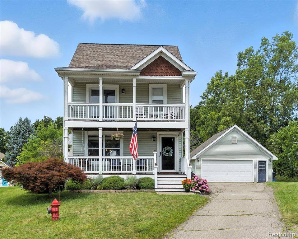400 Ventnor Commons, Howell, MI 48843