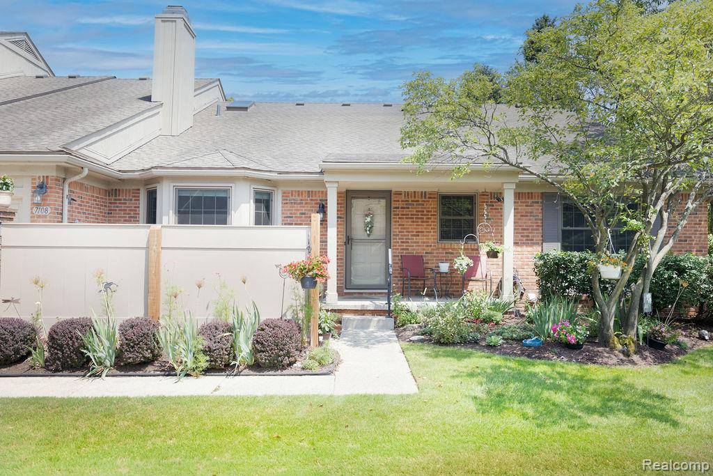 West Bloomfield, MI,7108 Green Farm Road