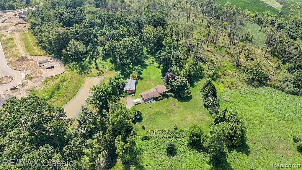 26003 N Dixboro Road, South Lyon, MI 48178