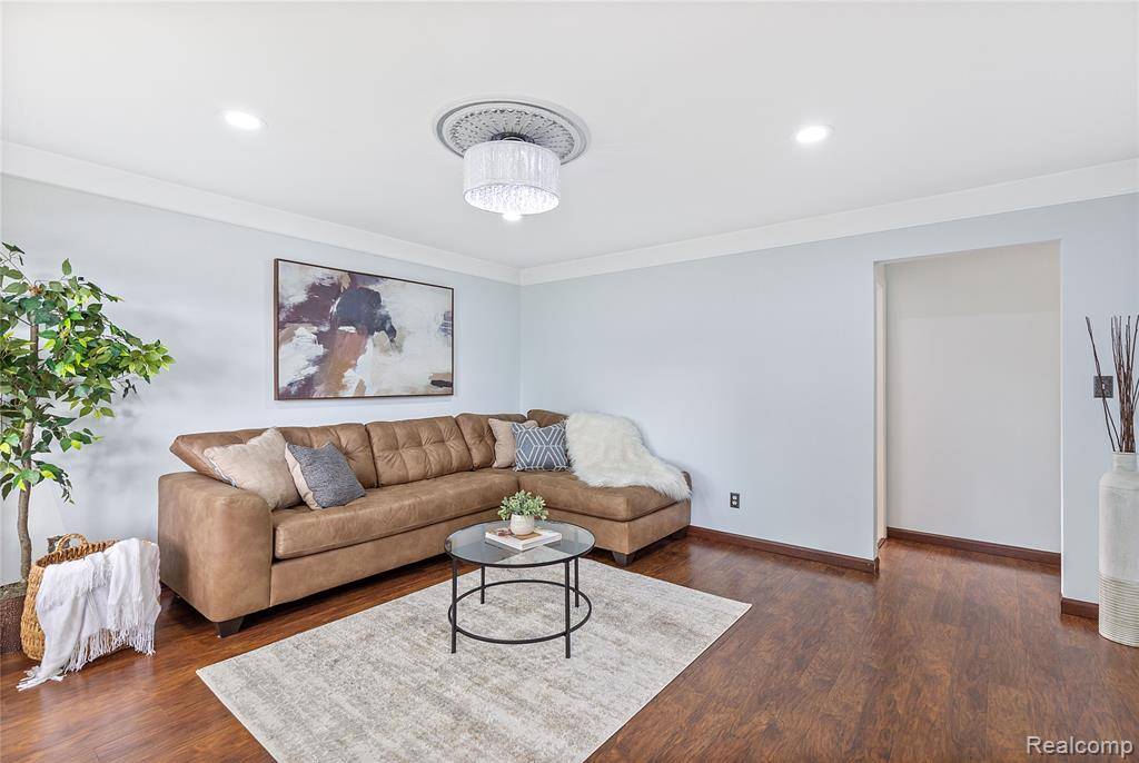 Madison Heights, MI 48071,28671 Denise Street