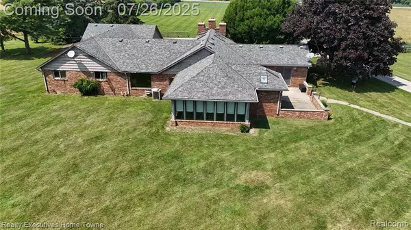 Clyde, MI 48049,7227 AVOCA Road