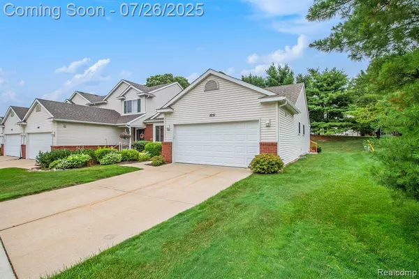 Howell, MI 48843,1051 Spirea