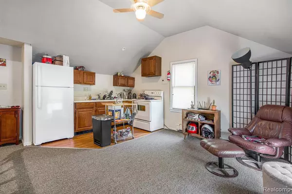 Ypsilanti, MI 48197,522 W Michigan Avenue