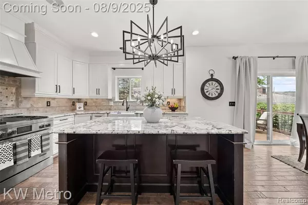 Royal Oak, MI 48067,505 W Hudson Avenue