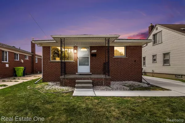 Lincoln Park, MI 48146,669 Highland Avenue