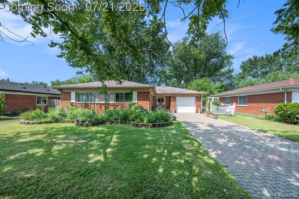 Farmington Hills, MI 48336,22763 Glenmoor Heights