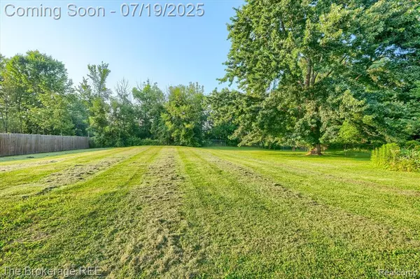 Flushing, MI 48433,9308 Hilda Lane
