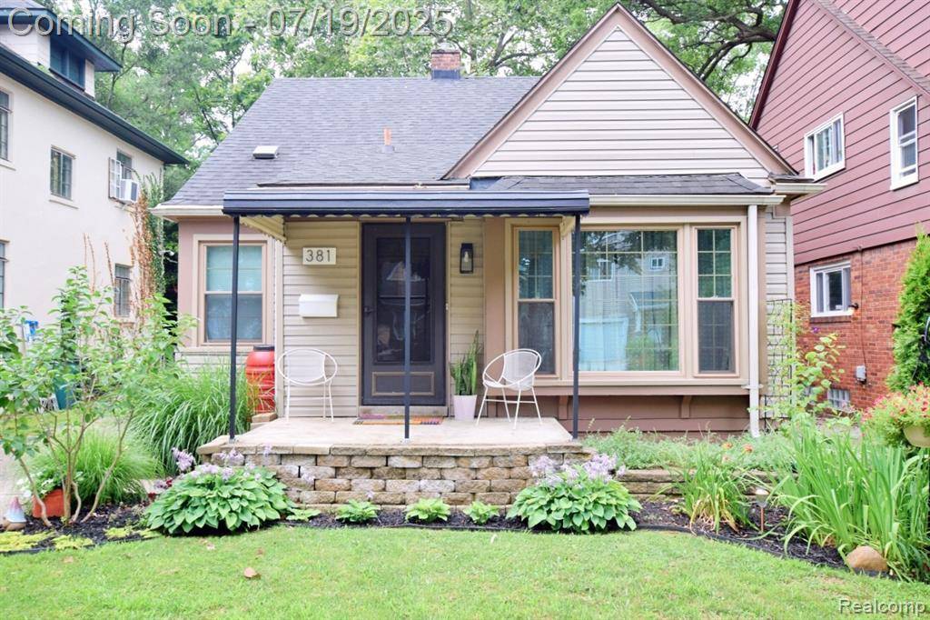 Ferndale, MI 48220,381 W Chesterfield Street