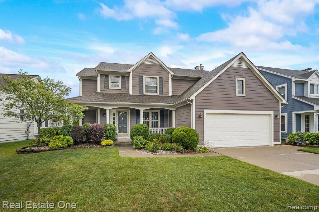 820 Linden Way, Auburn Hills, MI 48326