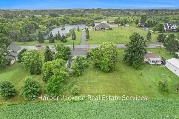 Durand, MI 48429,10122 E Newburg Road