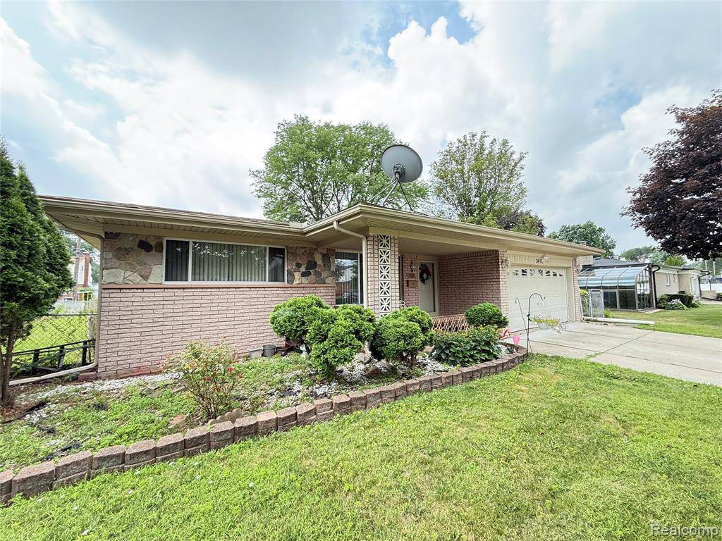 Warren, MI 48092,3410 Girard Drive