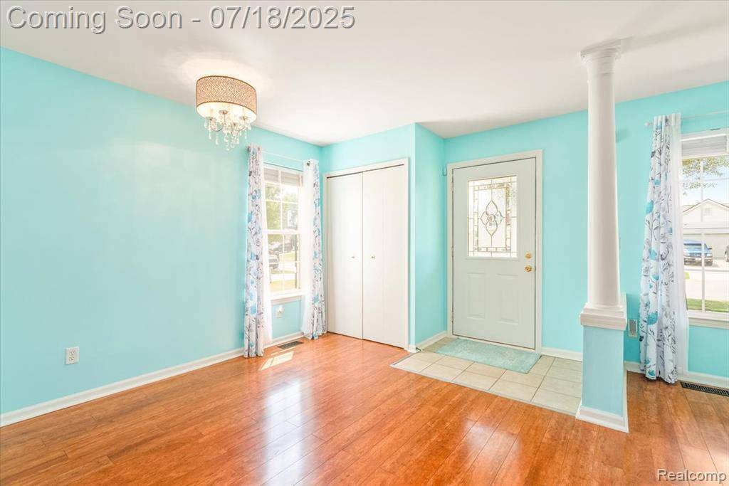 Ypsilanti, MI 48197,7329 Greenfield Street