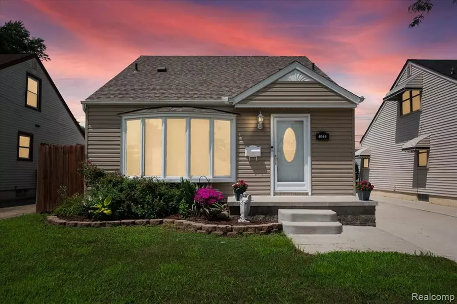 4044 18th Street, Wyandotte, MI 48192