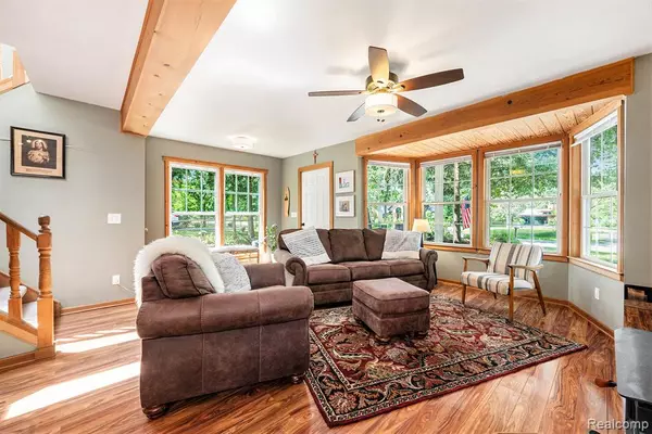 West Bloomfield, MI 48324,1791 Petrolia