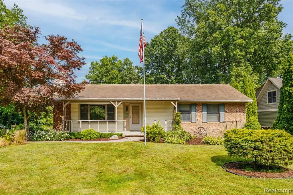 Plymouth, MI 48170,15800 Park Lane