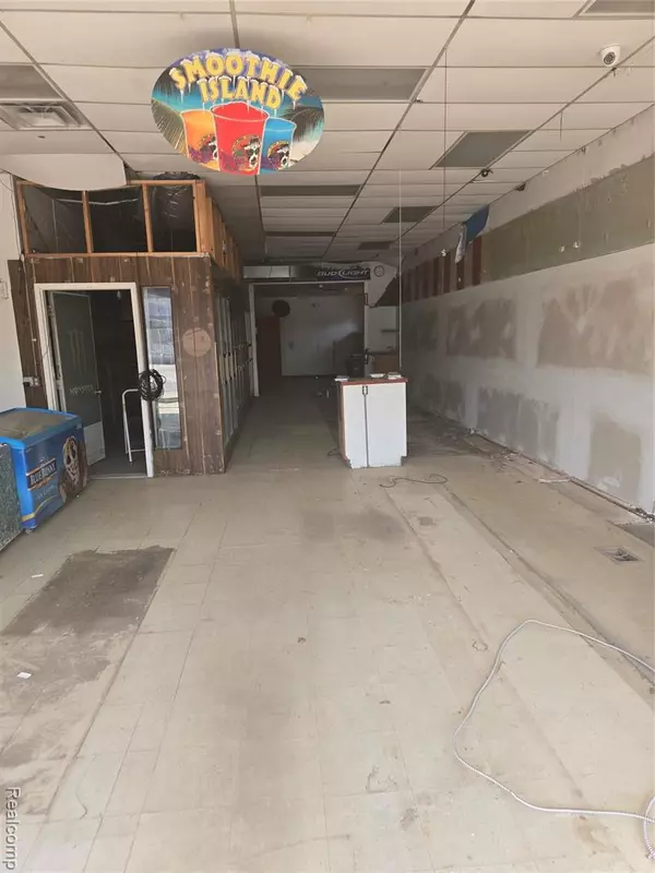 Corunna, MI 48817,327 N Shiawassee Street