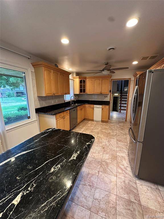 Bloomfield Hills, MI 48304,2616 Douglas Drive