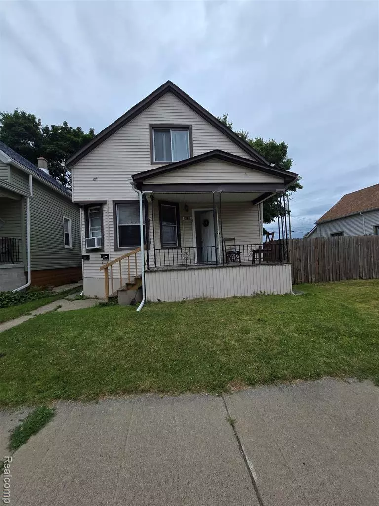 Hamtramck, MI 48212,9727 Dequindre Street