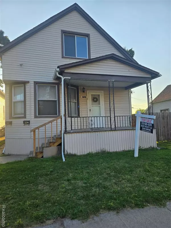 9727 Dequindre Street, Hamtramck, MI 48212