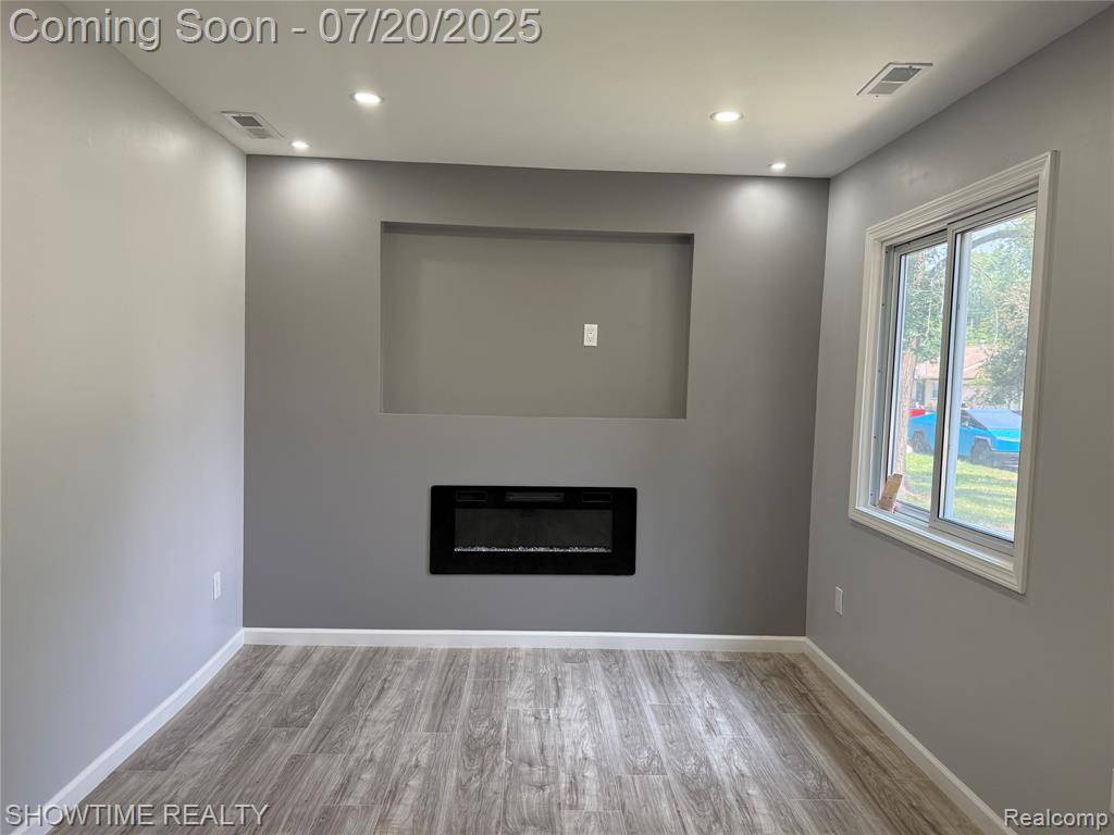 Walled Lake, MI 48336,22601 Purdue Avenue