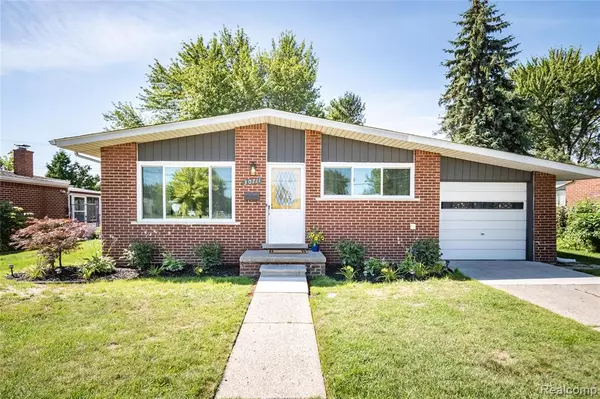 30711 Lonnie Boulevard, Westland, MI
