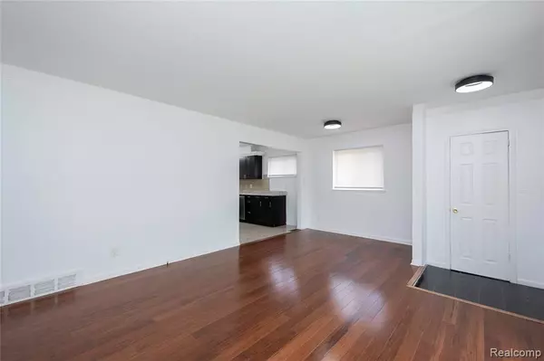 Roseville, MI 48066,26211 Linwood Street