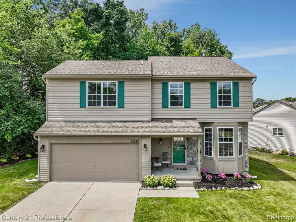 Waterford, MI 48329,2837 Birchwood Drive