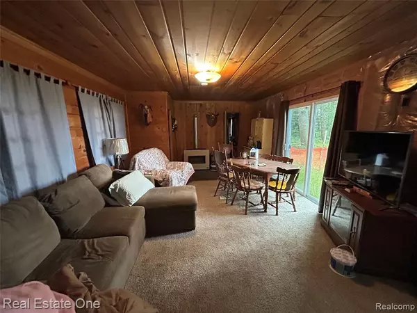 Gulliver, MI 49840,2923 W Michigan Shores W