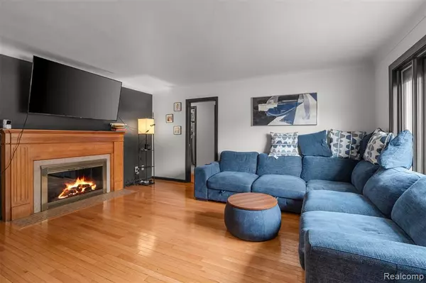 Lincoln Park, MI 48146,413 Kings Highway