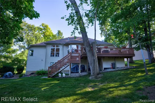 Fenton, MI 48430,4278 Springwood Court