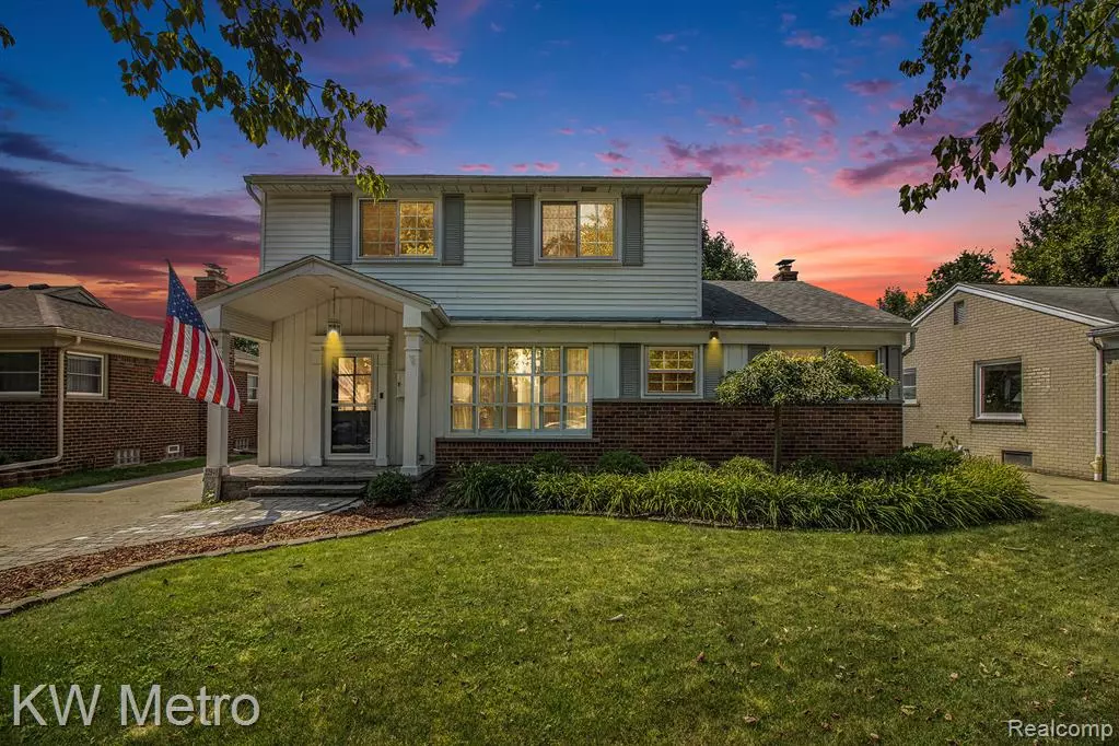 Saint Clair Shores, MI 48080,22948 Lingemann Street