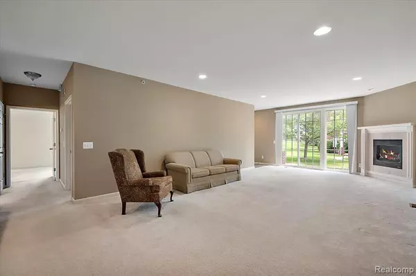 Washington, MI,6713 Boulder Pointe Drive