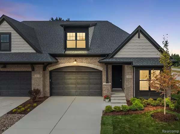 2016 Breckenridge Court, Rochester Hills, MI 48307