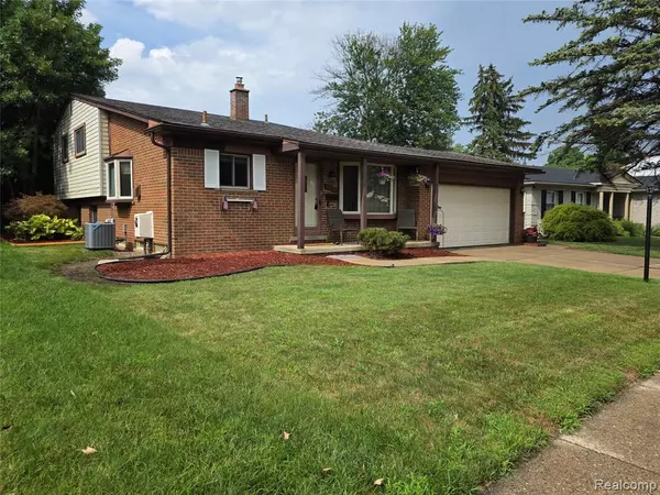 Plymouth, MI 48170,40804 Ivywood Lane