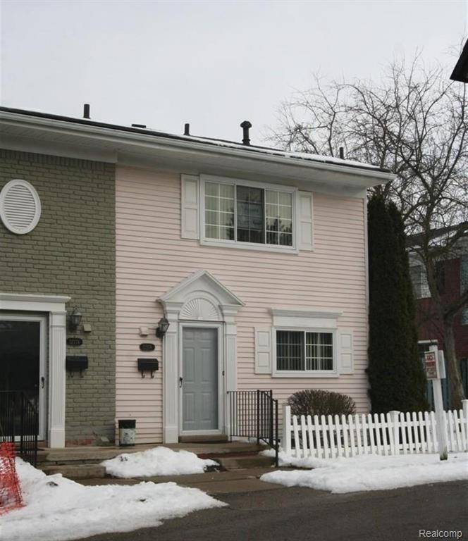 32276 W 12 Mile Road, Troy, MI 48334