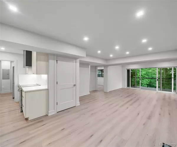 Northville, MI 48167,462 EAST Street