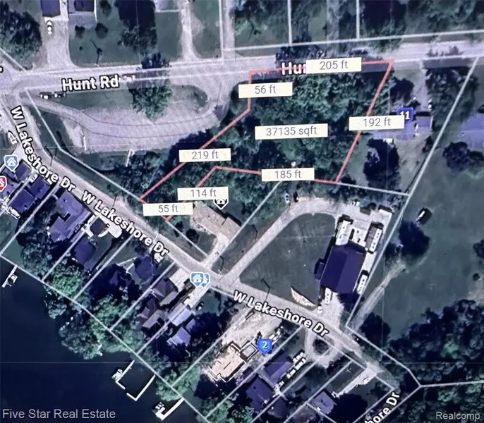 000 Hunt Road, Lapeer, MI 48446