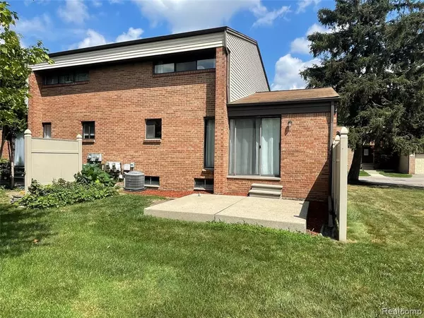Warren, MI 48092,1958 Roman Court