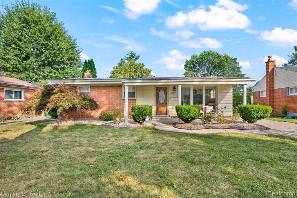 26870 Constance Avenue, Dearborn Heights, MI 48127