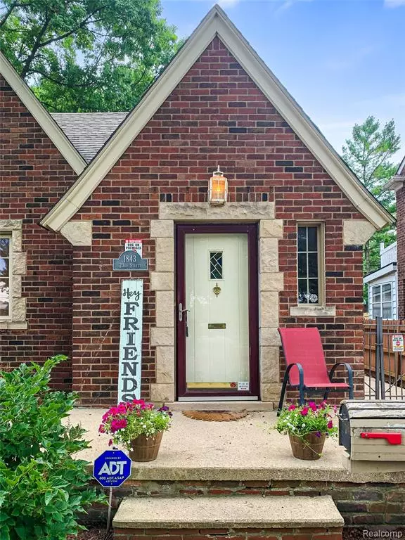 Wyandotte, MI 48192,1843 23rd Street