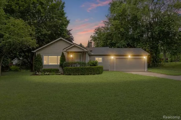 8344 Millis Road, Shelby Twp, MI 48317