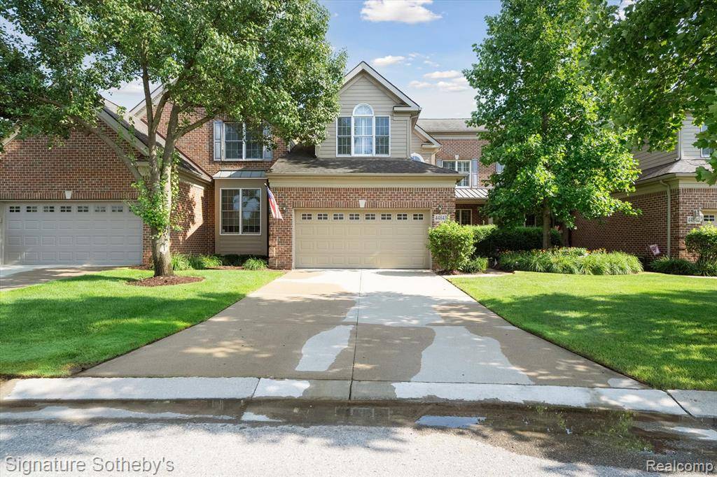 44843 Broadmoor S Circle, Northville, MI 48168